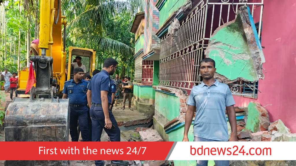 Court returns land to rightful owner after 43 years in Lakshmipur