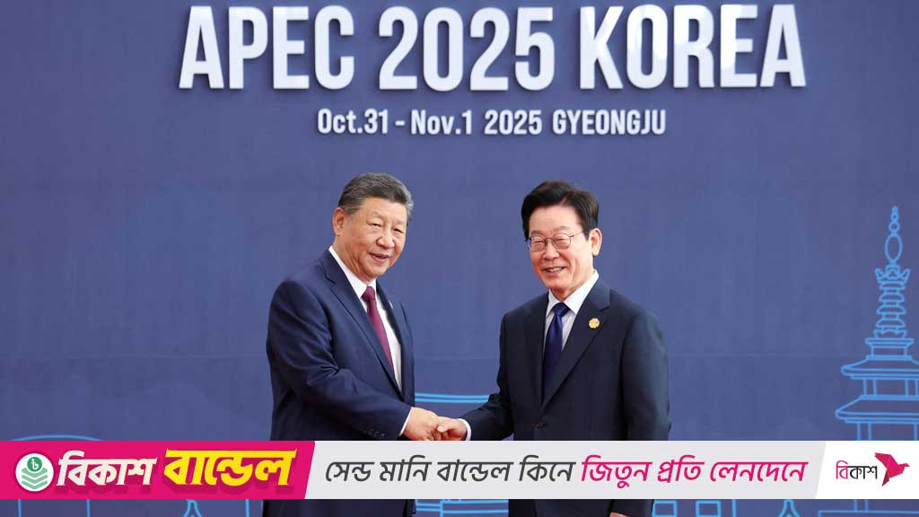 As Trump skips APEC, China's Xi fills the void with message on trade