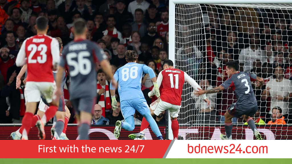 Martinelli on target as Arsenal battle past Olympiacos