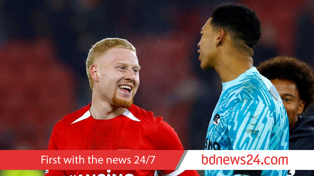 Netherlands striker Meerdink injured two days into first call-up