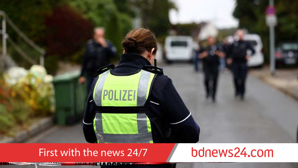 Mayor in western Germany in intensive care after stabbing
