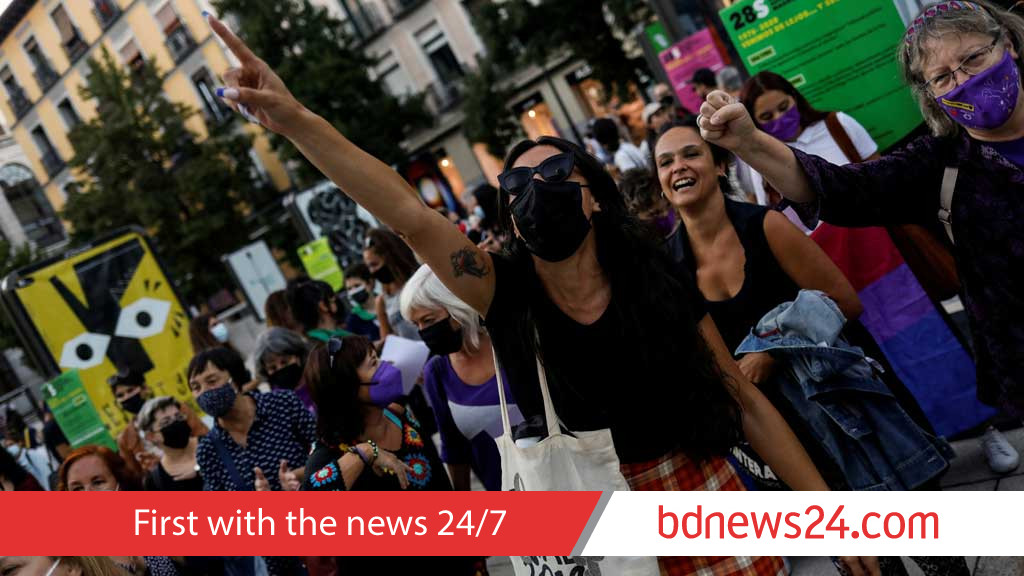 Spain seeks to make abortion constitutional right, 40 years after legalising it