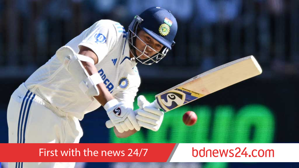India declare on 518-5 against West Indies
