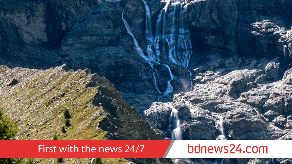Swiss glaciers melted sharply after light snowfall and heatwave, scientists say