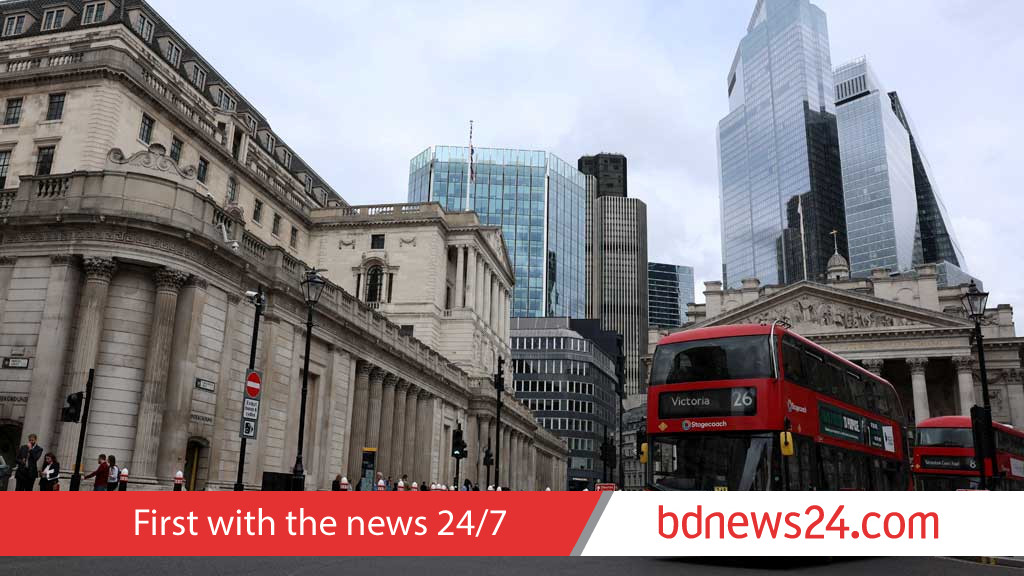 UK workers face growing wealth gap challenge, think tank says