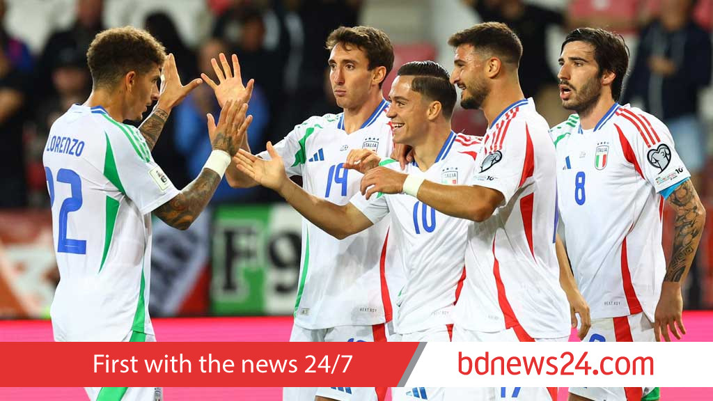 Italy keep World Cup hopes ticking over with crazy 5-4 win over Israel