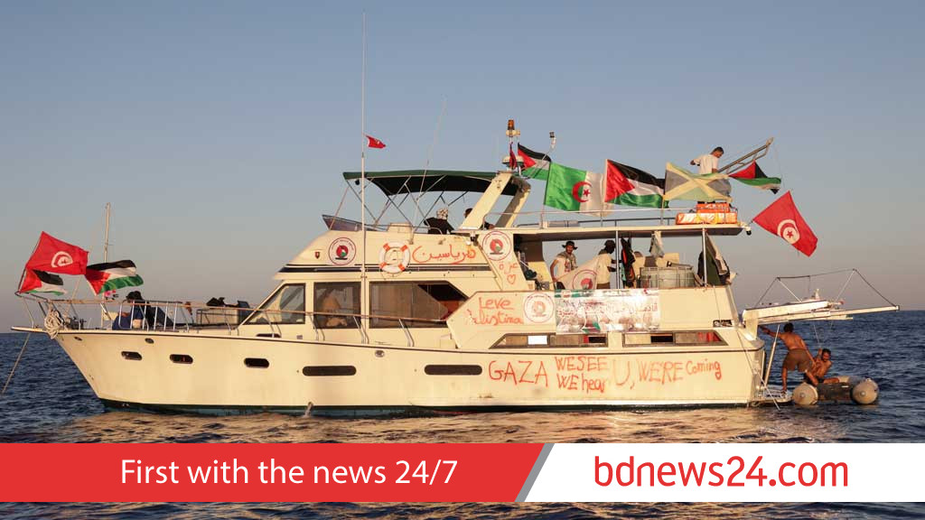 Gaza flotilla sails again; Italy's Tajani warns of danger