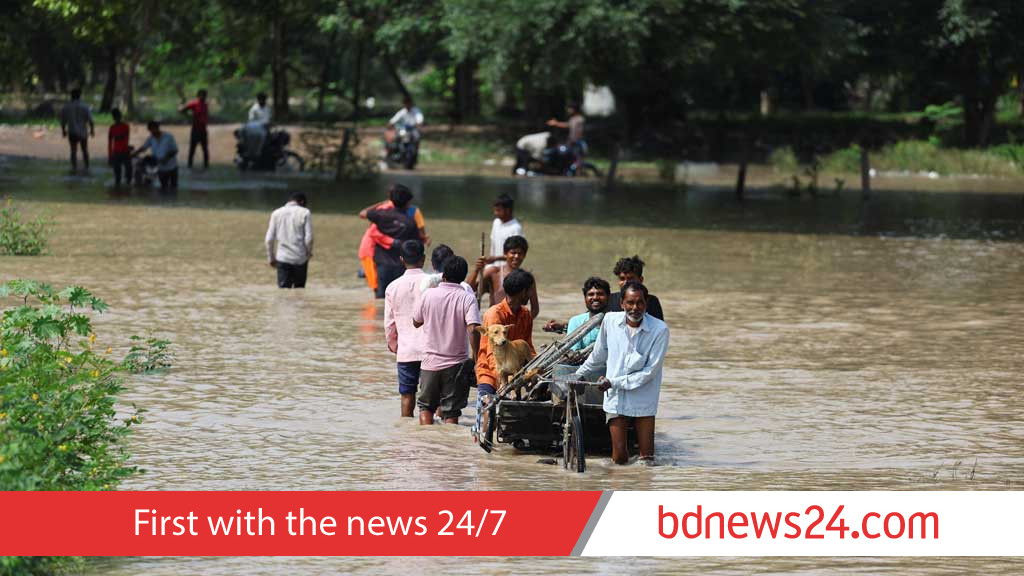 Landslides after heavy rain in northern India kill 15, several missing