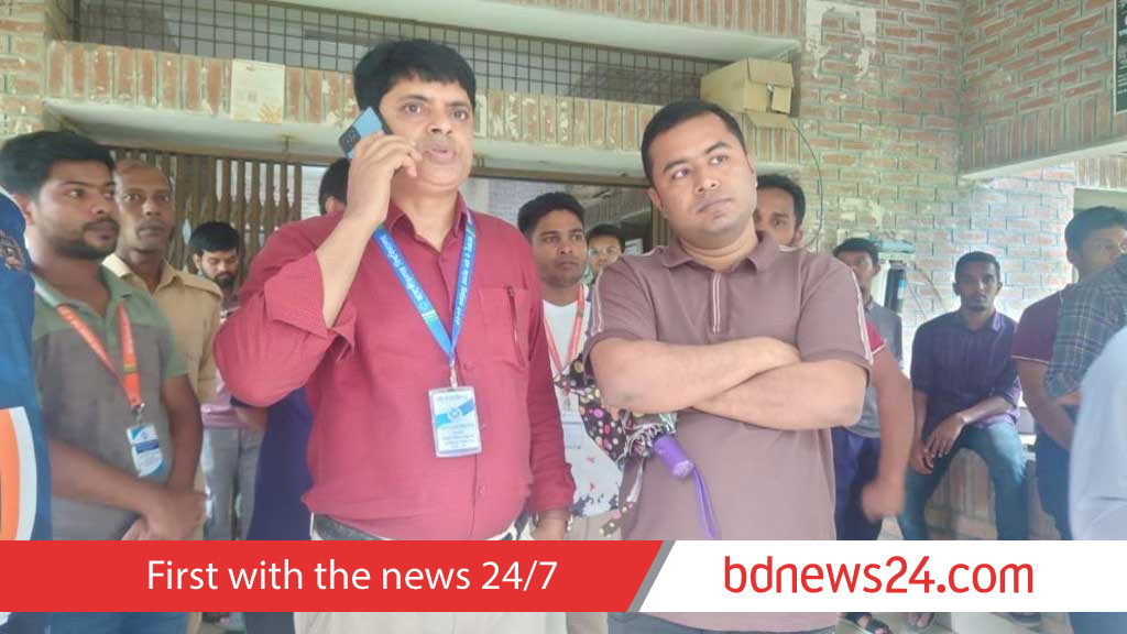 Chhatra Dal leader detained from Rabindranath Tagore Hall during ongoing JUCSU vote