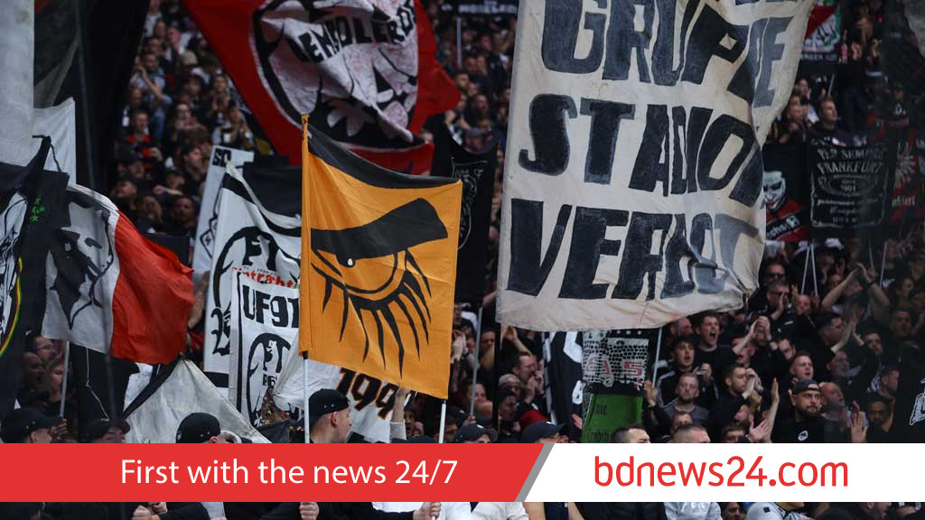 Grimaldo touch helps Leverkusen to beat St Pauli 2-1
