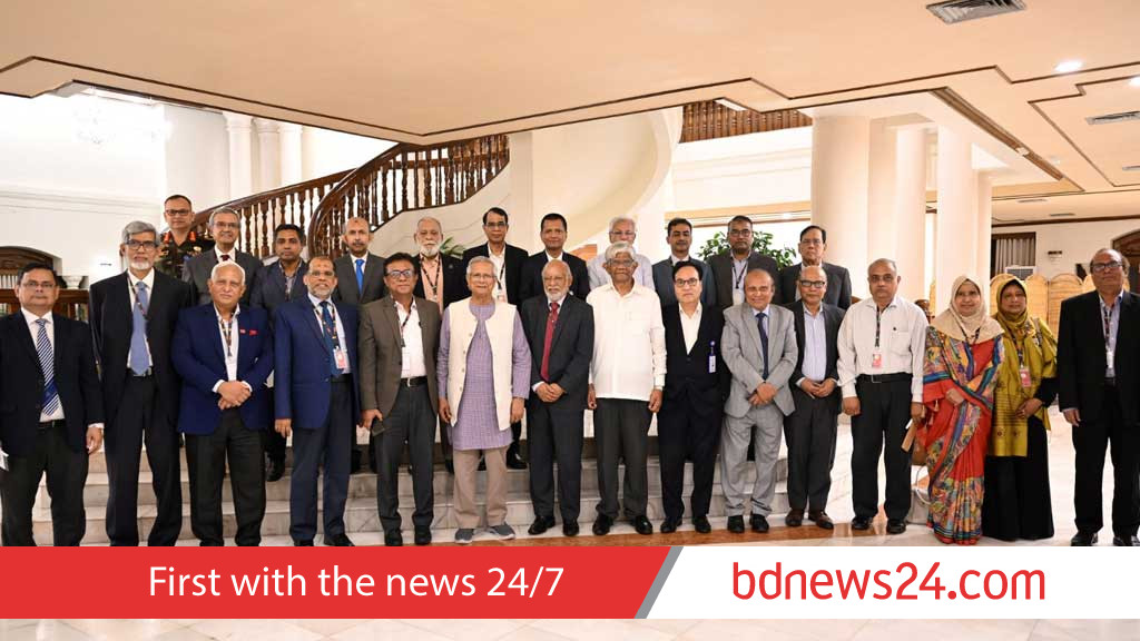 New pay scale will be finalised ahead of schedule, commission head tells chief advisor
