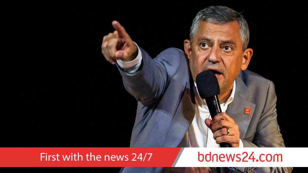 Turkish court could oust opposition leader in deepening political crisis