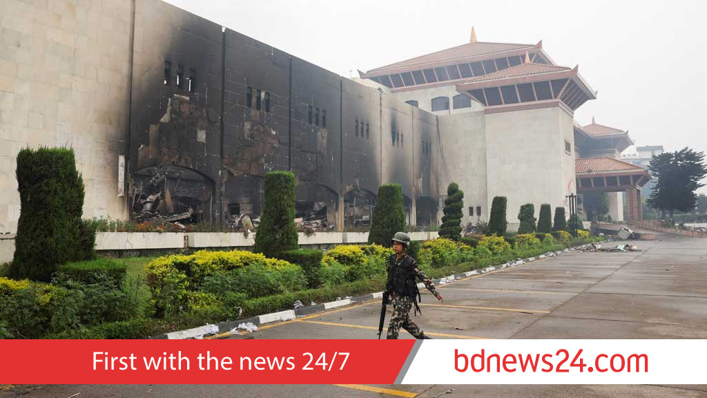 Soldiers guard Nepal's parliament, patrol streets after two days of deadly protests