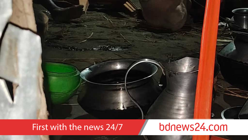 Decomposed bodies of mother, daughter found in electrified house in Thakurgaon