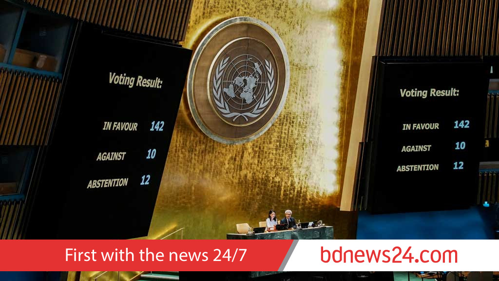 UN overwhelmingly endorses two-state solution declaration that condemns Hamas