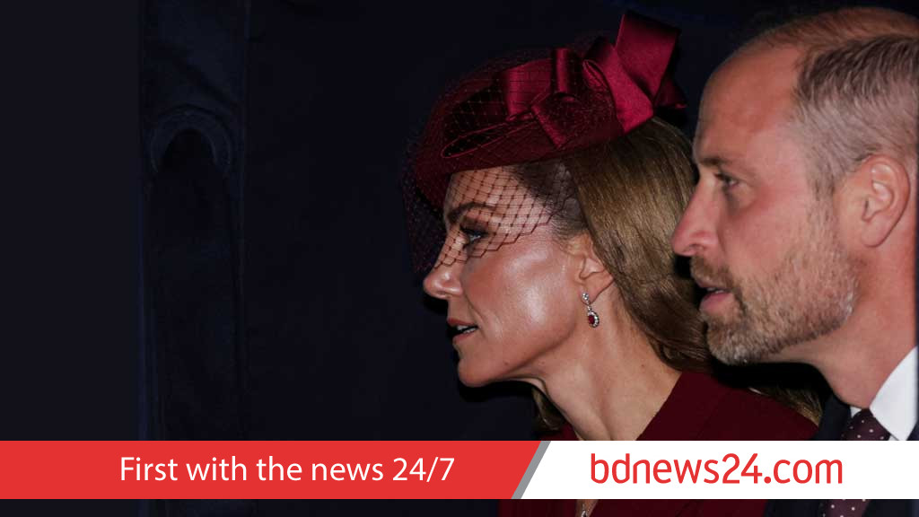 UK's Prince William and Princess Kate visit town where girls were murdered