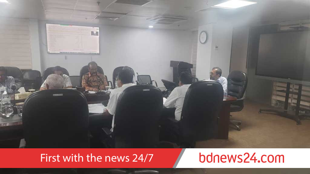 BRTA holds talks on bus fare hike