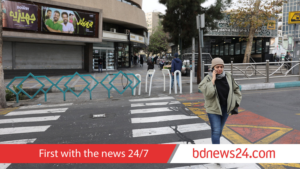 Iran eases internet curbs for businesses