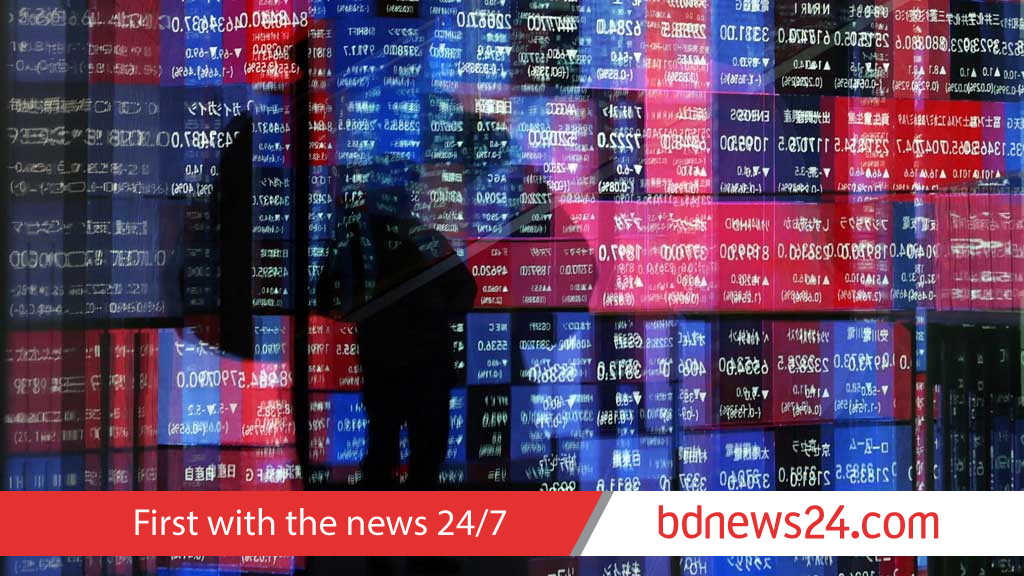 Stocks set for weekly gain, oil below $100