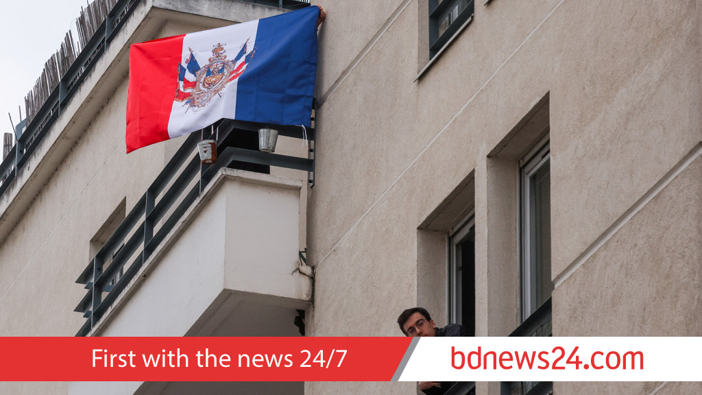 US envoy calls French minister after foreign ministry snub