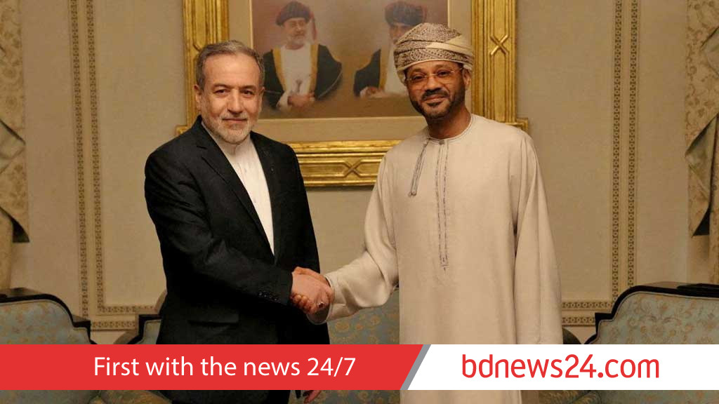 Iran, US hold pivotal talks in Oman