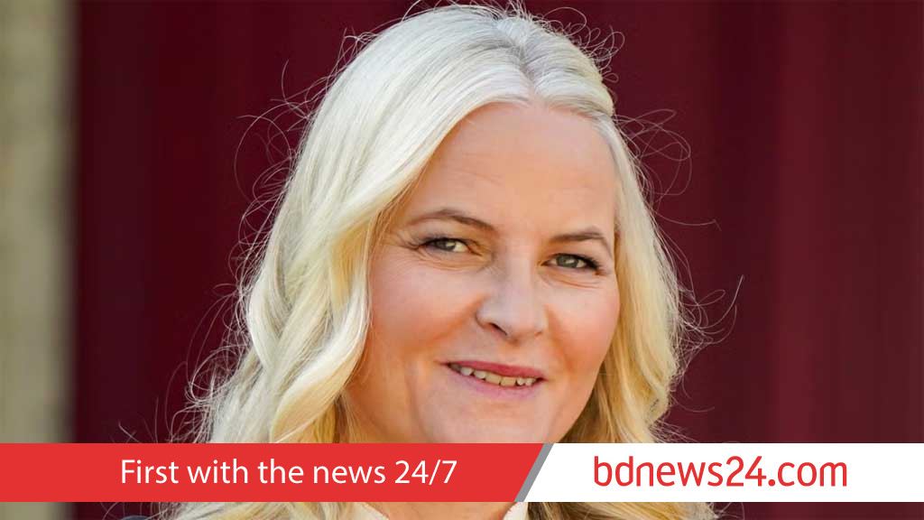 Norway crown princess apologises over Epstein links