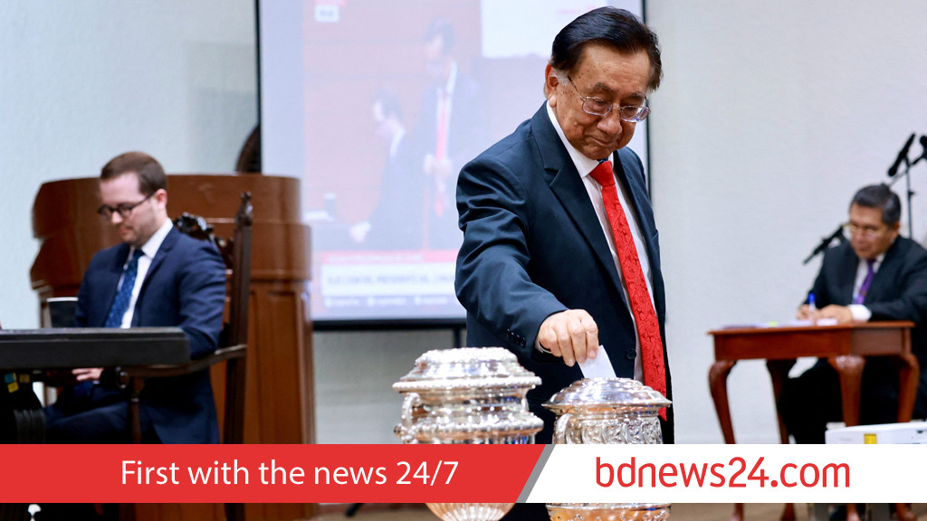 Peru installs Jose Balcazar as interim president