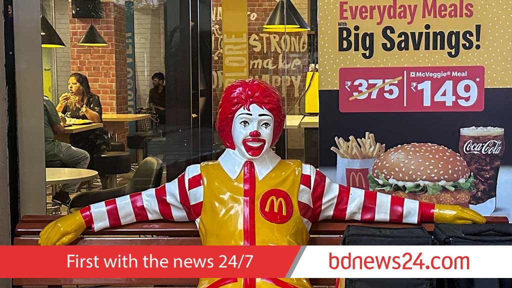 McDonald's India hit with warning over rotten tomatoes, reused oil