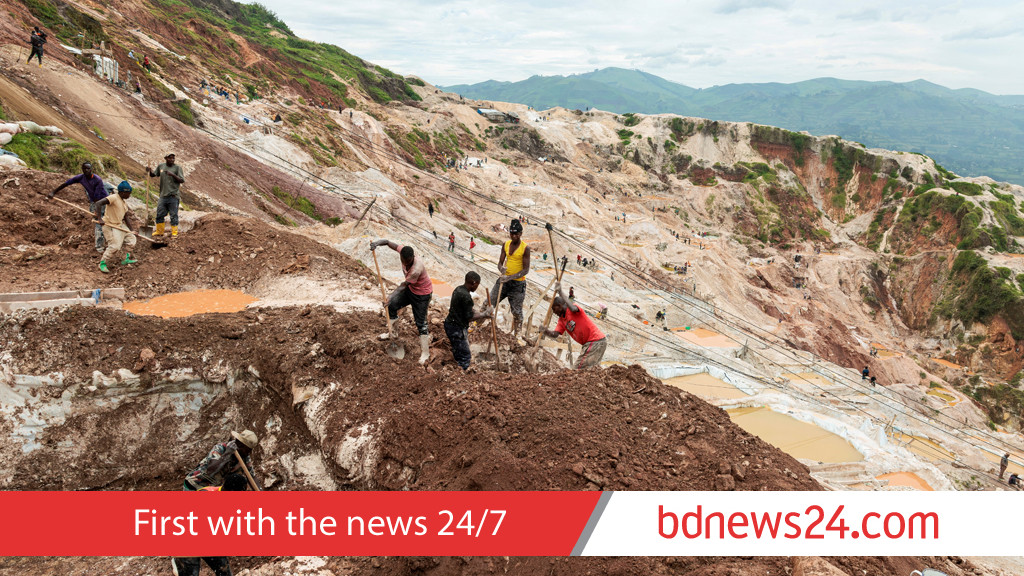 More than 200 killed in Congo mine collapse