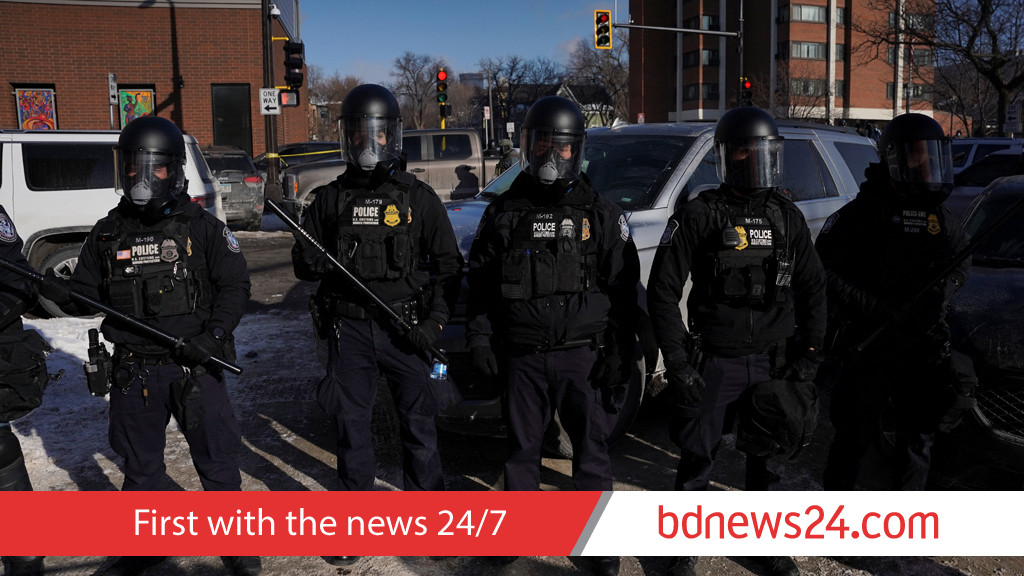 Evidence contradicts Trump officials' accounts of violent encounters