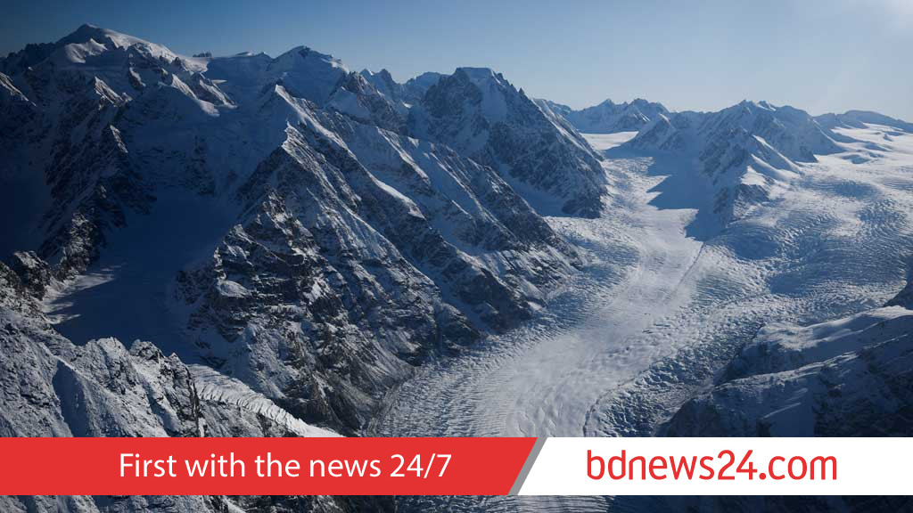 Greenland should hold talks with the US without Denmark: opposition leader