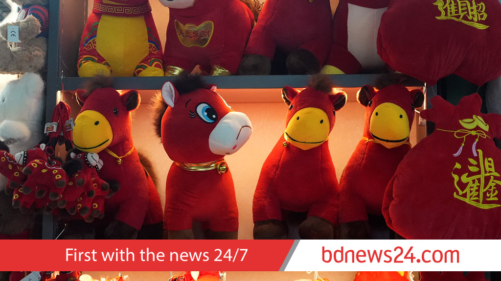 China expects record passenger trips over Lunar New Year