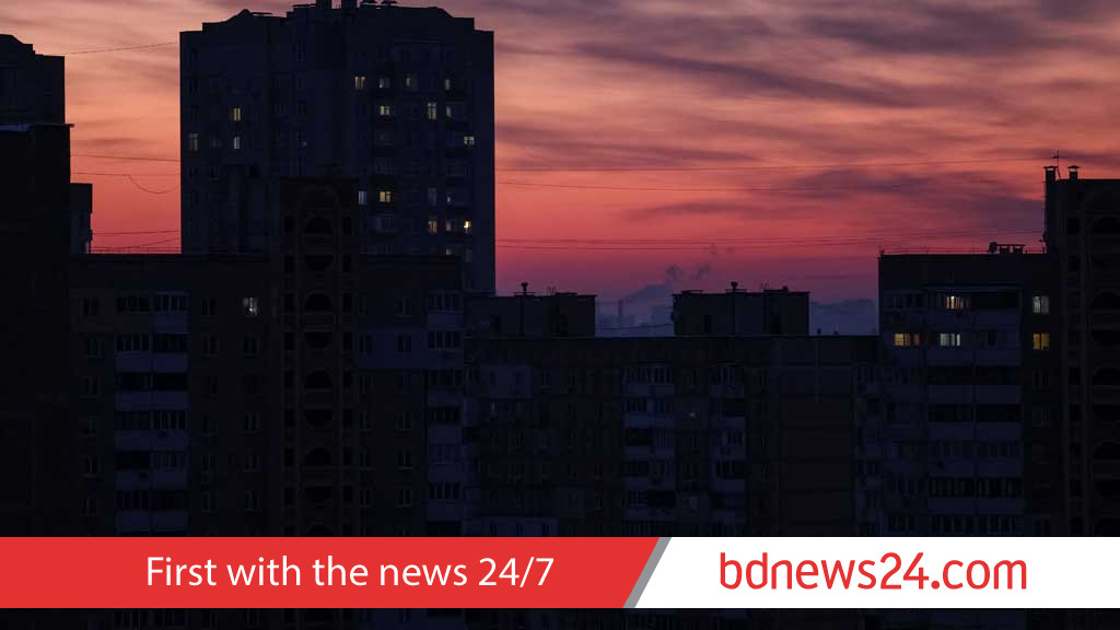 A thousand Kyiv apartment blocks still without heating