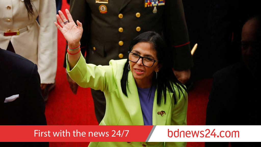 Venezuela's new leader moves to tighten her grip on power
