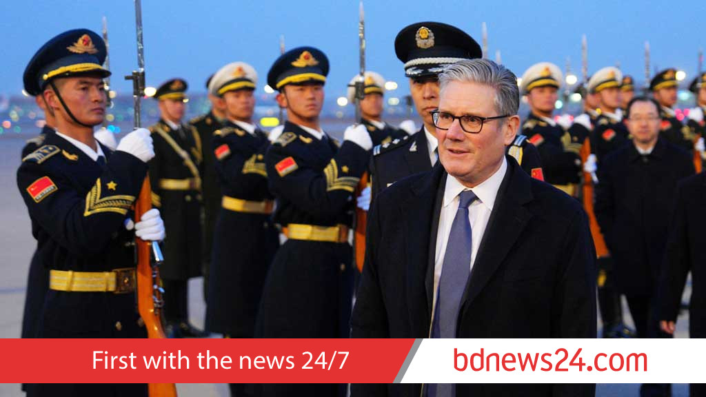 'Pivot to China' gathers pace as Starmer lands in Beijing