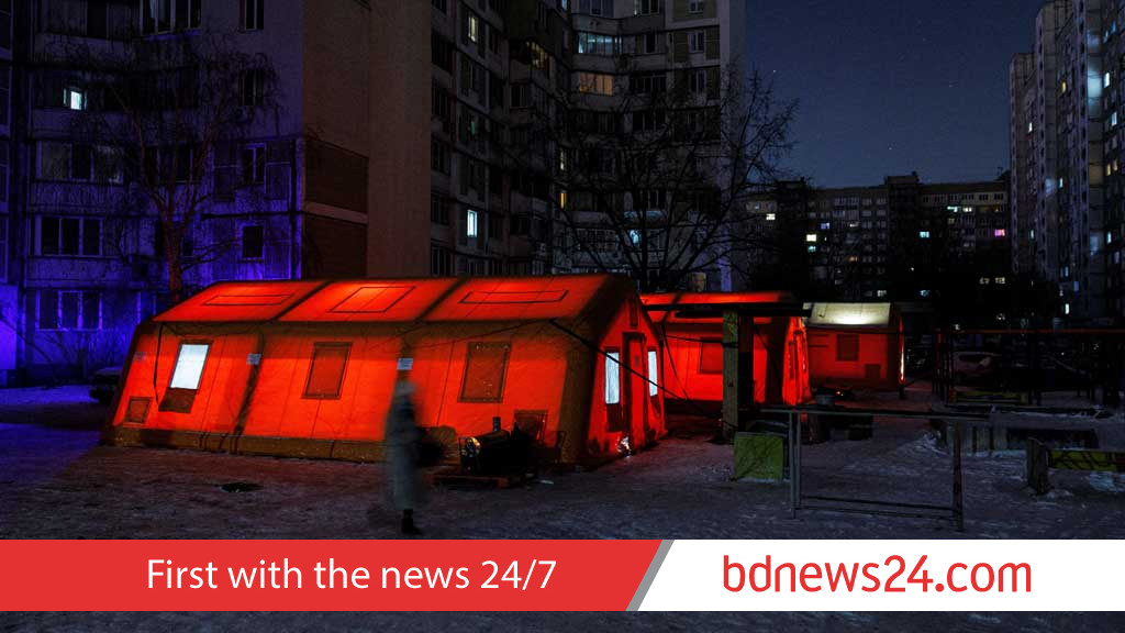 Ukraine toils to restore power, heat