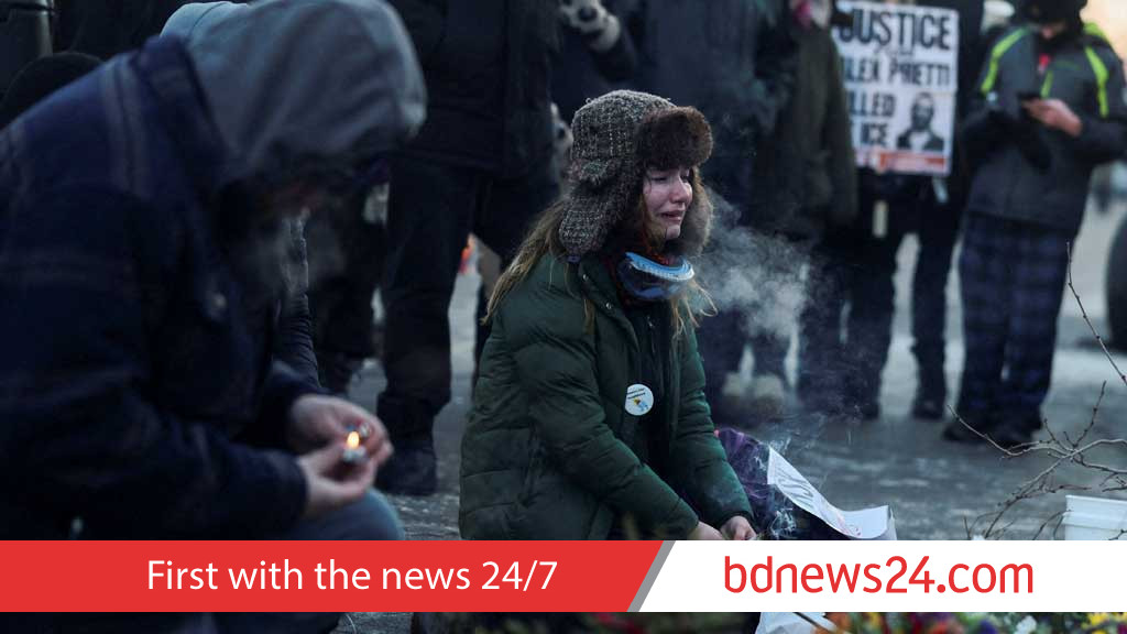 Federal immigration agents kill another US citizen in Minneapolis